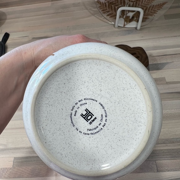 Set of Urban Outfitters Home Decor - Utensil holder & framed Display - Picture 2 of 4